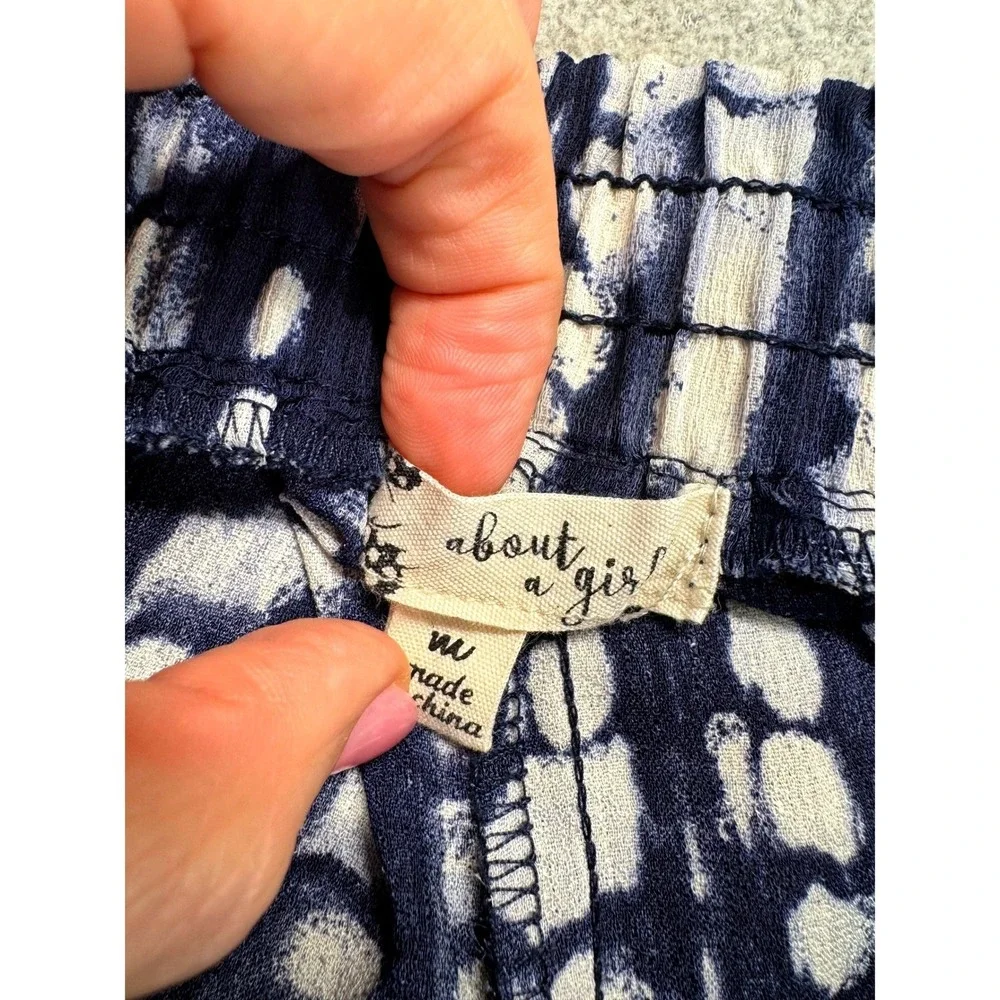 About A Girl Jogger Pants Womens Medium Blue White Shibori Tie Dye Boho Casual